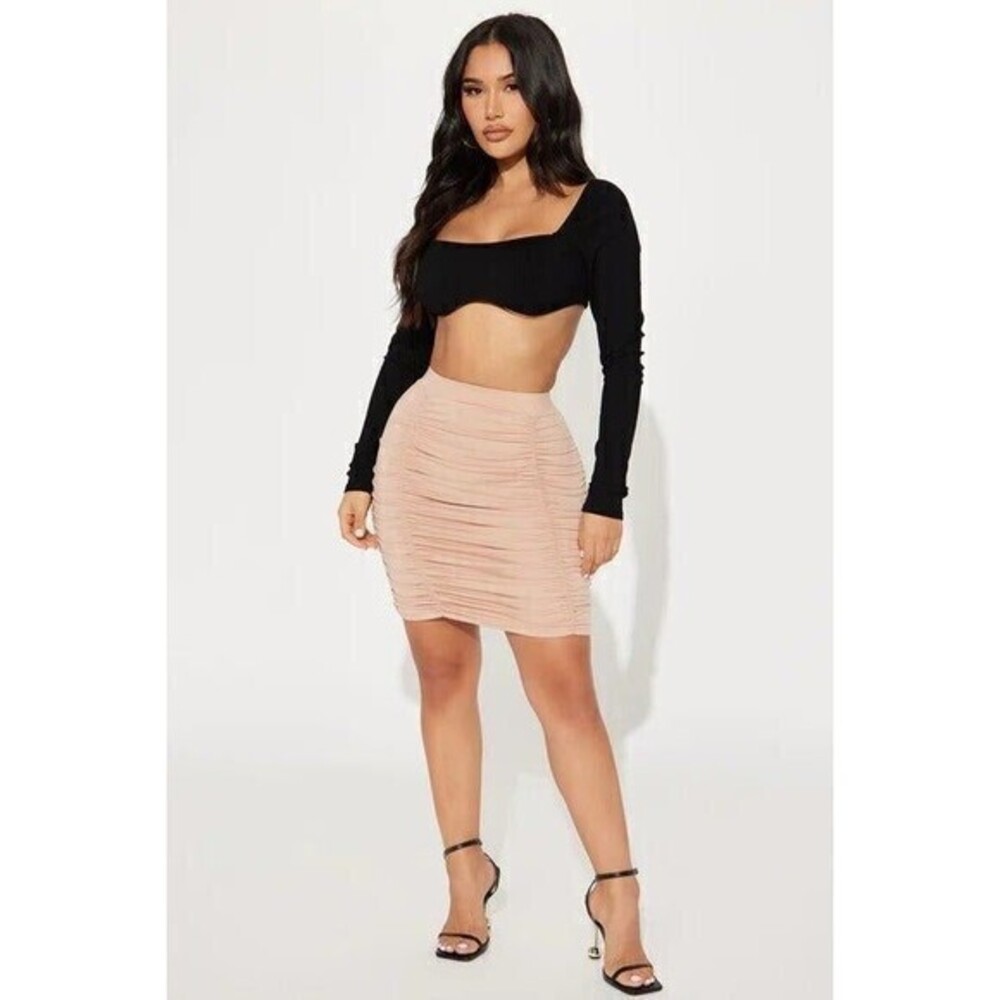 Heart Hips Ruched Mini Skirt Size Large RefM018